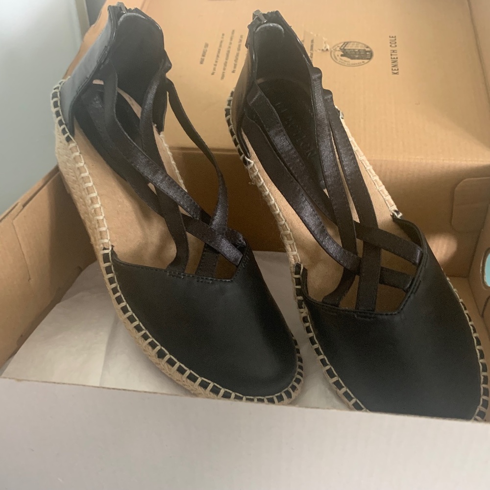 Ken Cole ‘REACTION’ Espadrilles  NEVER WORN!